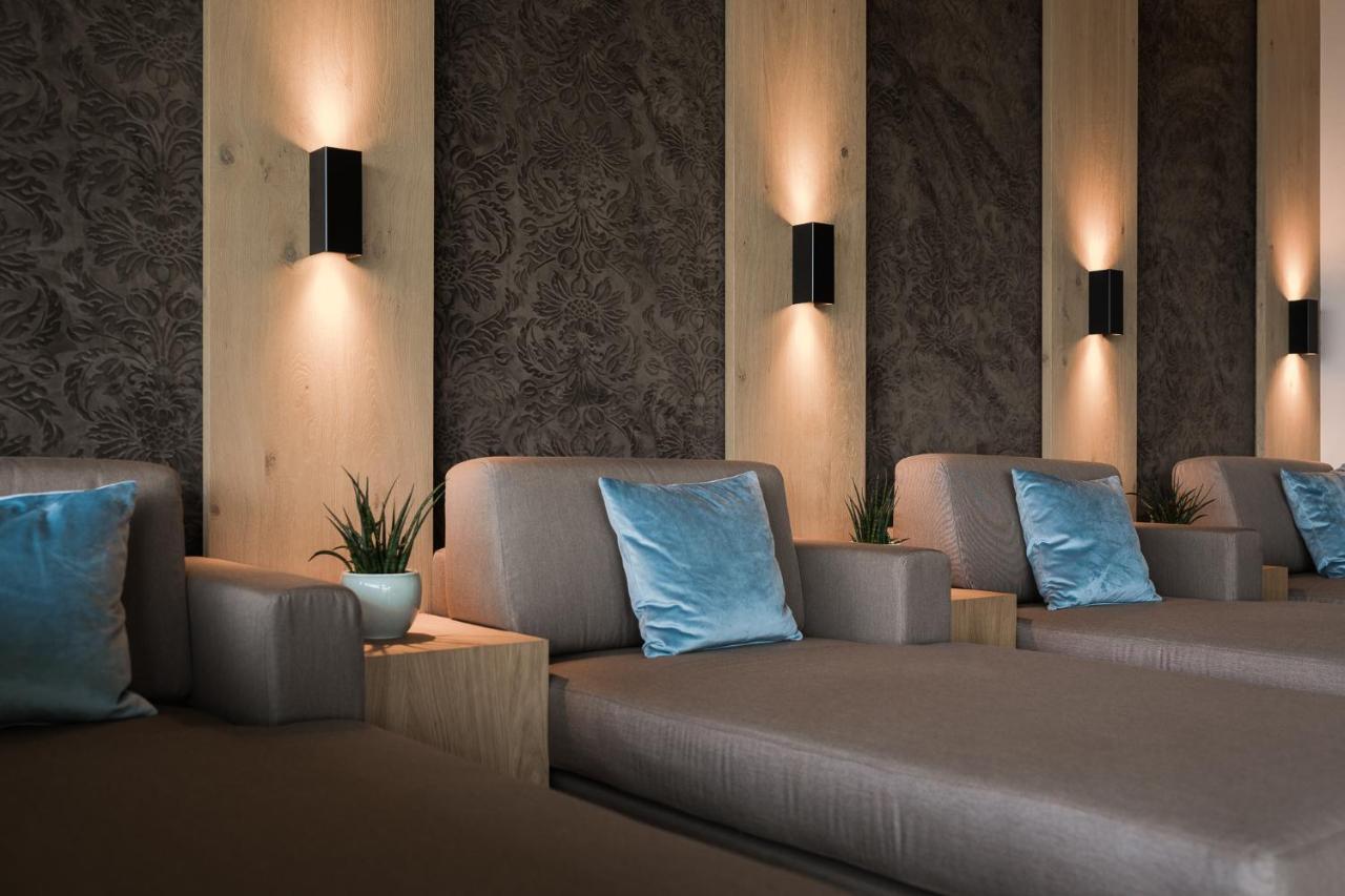 Lifestyle Hotel Alpin Schenna Bagian luar foto